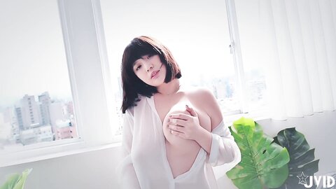 [JVID] Ruru茹茹 - 【H級豪巨乳】寄宿家中的前同事－茹茹，一早醒來就衣衫不整！豪乳在眼前晃的我頭好暈啊～～～