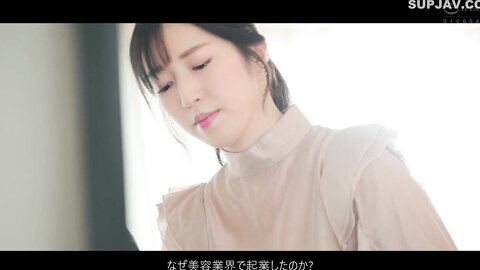 EBWH-085 - Rei Nikaido (A busty rookie, beautiful businesswoman)
