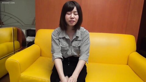 838854 色白Ｅカップ美巨乳♥アイドル級に可愛い美少女ＪＤ18歳がセクシーメイドコス＆隠語調教でドMに覚醒♥羞じらいながらもピンクの美マンから本気汁垂