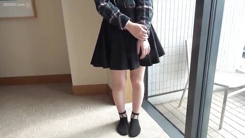 1006627 完全顔出し♥美しく括れた55センチの神ウエスト♥アイドル級に可愛い超スレンダー