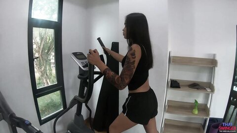 Gym And Cfnm Handjob