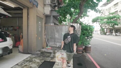 ⚫️【2025年新流】，变态巴士系列Dx 020，国产动作片【老板娘的背德巨乳】超巨天然美波 啤兒出演