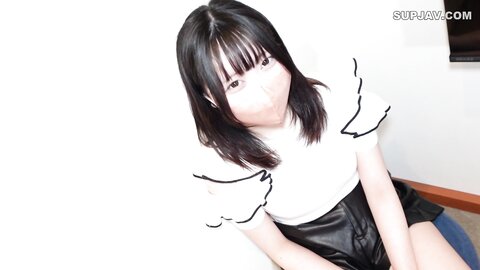FC2PPV-4613292 『今だけ特別価格』『完全顔出し』ご年齢の数字がかなり少数なwomamだからなのか？?エッチしたいっと好奇心と性欲旺盛で気持ちいぃーしか喋れないwomam、****zynxzjo* 、、