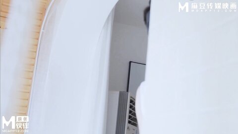 三只狼SZL-027高考落榜去大哥家住被嫂子勾引