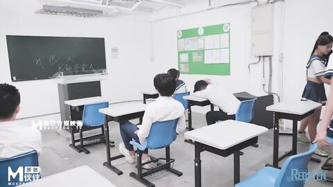 Lee Yun Xi  Penetrate Lustful Teacher'S Slut With Love