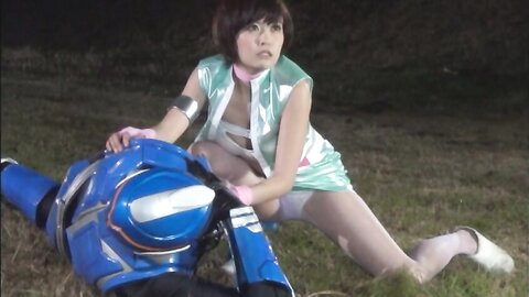 GIRO-83 Heroine’s Panties Peeking, Featurette