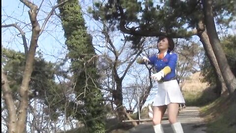 GIRO-83 Heroine’s Panties Peeking, Featurette