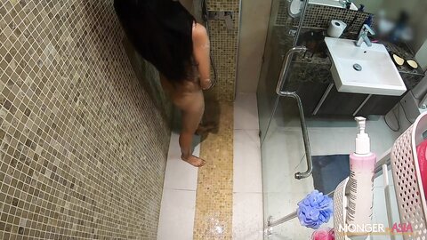 Yothika  Yothika New Watch Online