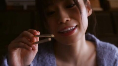 Graphis 2024-01-01 Limited Edition – Nana Miho 未歩なな New Year Special 2024