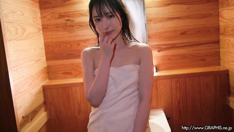 Graphis AUTUMN SPECIAL 2024 Jun Kasui 香水じゅん – Perfume Clip 2