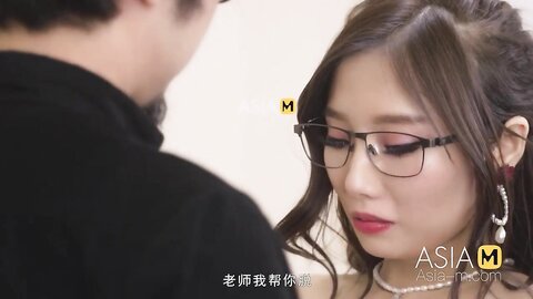 Lin Xiang  Coquettish Female Reporter With Big Breasts