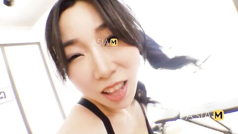 Xia Qing Zi  Exotic Sexy Girl Guide