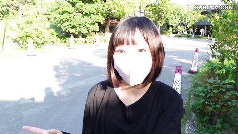 4616933 She is a simple woman who only talks about work at work and has no one she enjoys being with. The first time I saw her, she revealed her true nature by asking me to let her out inside me.