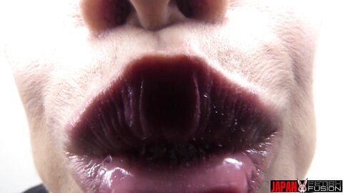 Japan Ff  Indulge In A Virtual Kiss With Milf Reika Ono