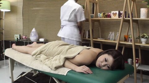 The Unspulous Masseurs Rough Treatment Of Raw Sex He Removes The Condom And Inside The Busty Married Woman 3