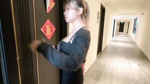 代班看护人员 丰满的双峰充满弹性柔嫩触感 剧烈高速的冲撞着她性感的胴体