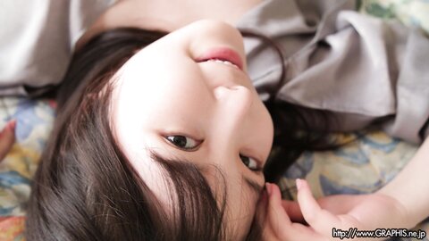 Graphis AUTUMN SPECIAL 2024 Jun Kasui 香水じゅん – Perfume Clip 4