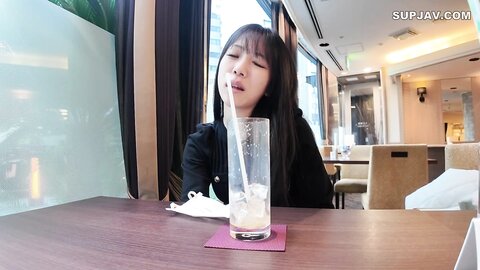 4625703 Exclusive50% OFF!!!1090pts until the 4th!!! **pzzyxqx*z* !　First time shooting* 20 years old\147cm\38kg Beauty gakusei "I`m cumming! Do more!!!" A 29 year old trading company man`s thick cock penetrat