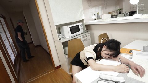 MTALL-144 A College Student Yura Kana, A Dutch Wife, Is Defiled In Broad Daylight By A Man Who Enters Through...