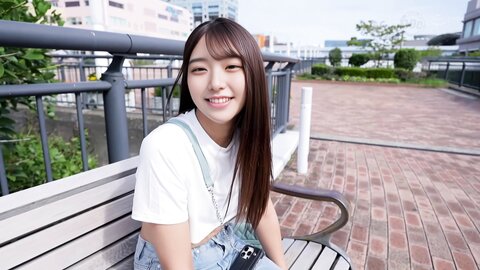 DAL-004 [4K] AI Active College Student Influencer AV Debut! @Yuri