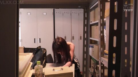 IPX-660 - Kana Momonogi (A female student shoplifts and get punished)