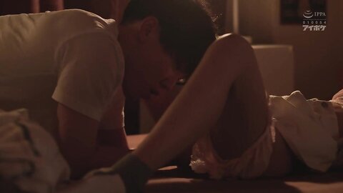 IPZZ-033 - Kana Momonogi (Get fucked by her bf's friends group)