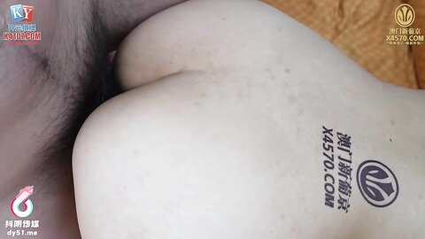 DYSY019用肉棒教训叛逆少女