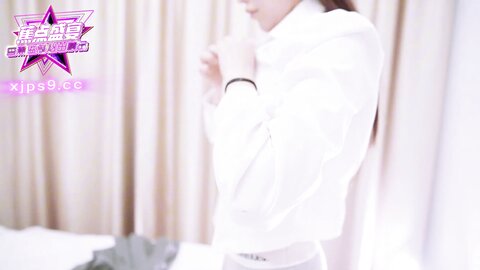 焦点jdsy-159黑丝女邻居翘起屁股等我后入