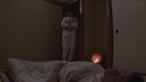 SUJI-267 I Wondered If Grandpa's Penis Would Get Hard... I Wondered... Curious First Grand***'s...