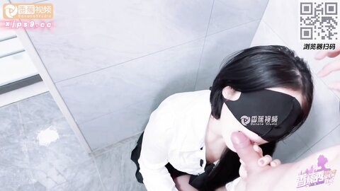 香蕉秀xjx264淫荡乱伦粉鲍小姨强推了我