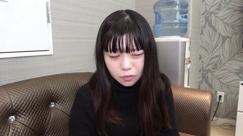 4628062 Serious Music College Student Nagomi Chan