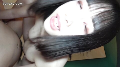 4635833 [no]****zynxzjo* It`s great to be a woman who is neat and clean but is sexually active and promiscuous! She`s got a great blowjob and a strong handjob, and she`ll give you two shots in total.
