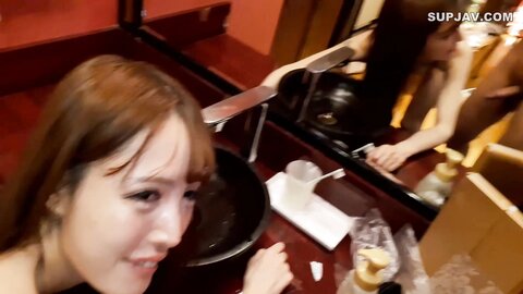 4637706  Still, she seemed happy, so I Nakadashi.