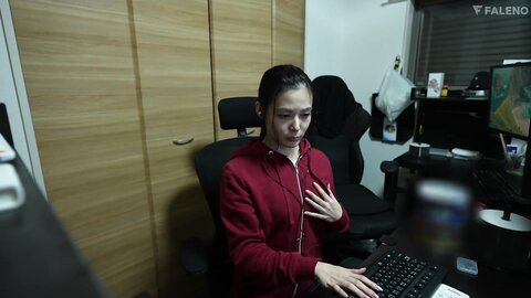 FSDSS-974 Close-up Look At An AV Production Assistant - Nene Yoshitaka, A Female Assistant Director Who Works...