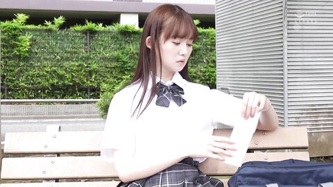 WAAA-489 Summer Vacation When She Was Drowned In The Slender And Beautiful Legs Of Her Runaway Student, And...