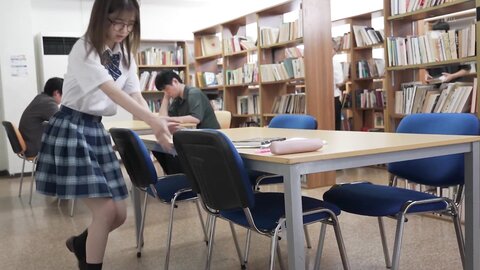 DASS-570 A Father's Short Stop Remover Training Makes A Girl Go Into Heat And Have An Open-air Tongue Kis...