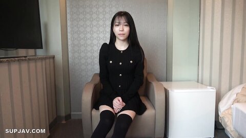 4639773 [無]****zynxzjo* 儚げな表情が最高過ぎ⤴ドⅯでチョー敏感ボディーで乱れまくりのイキまくり！初めて見た時の確信通り性に従順な美女⤴　※特典高画質