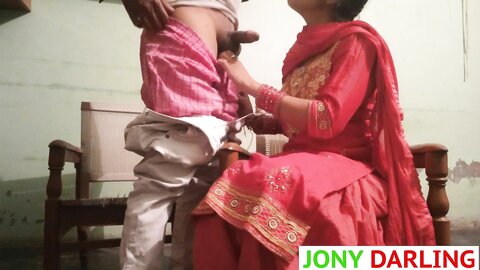 Ke Ek Din Pehle Ne Gift Diya Aur Pel Diya