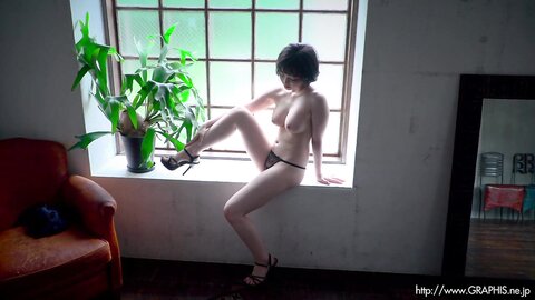 Graphis First Gravure - Tsubaki Sannomiya 三宮つばき 4