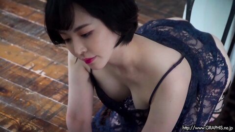 Graphis First Gravure - Tsubaki Sannomiya 三宮つばき 5