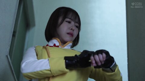 SPSD-24 Heroine Steamy Panty Battle Helios White & Beast Yellow