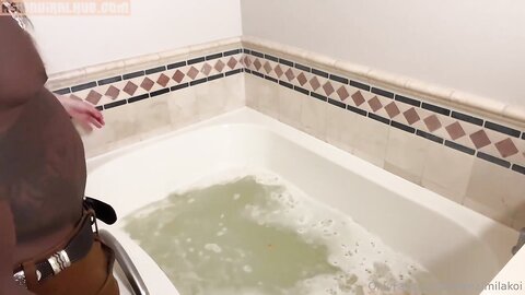 ⚫️【顶级崇黑】，Of疯狂媚黑骚婊子【Suupersoaker】福利③，被黑爹当摇摇车爆肏，无套中出内射