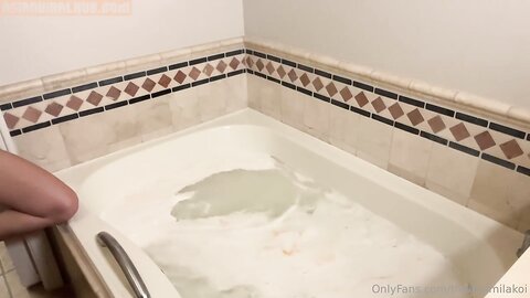 ⚫️【顶级崇黑】，Of疯狂媚黑骚婊子【Suupersoaker】福利③，被黑爹当摇摇车爆肏，无套中出内射