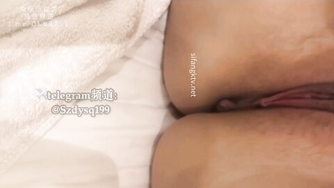 【3月新档】推特约炮网黄「深圳第一深情」「Looks199」高颜值丰满微胖少妇，人前装矜持，结果一插入就如此淫荡！