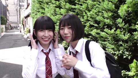 MUKD-528 I Want To Be Sandwiched Just Once. In The Middle Of Two Beautiful Girls Who Are Good Friend...