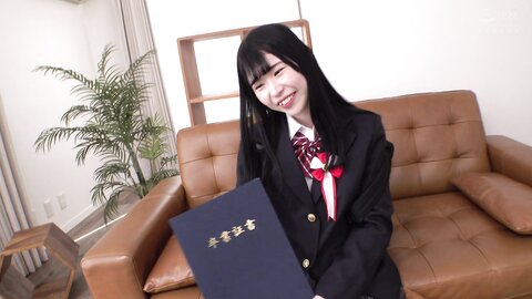 SKMJ-606 A *** Until 3 Minutes Ago! ~2025 ~Gachinami Picked Up Right After The Graduation Ceremon...