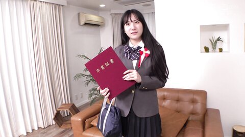 SKMJ-606 A *** Until 3 Minutes Ago! ~2025 ~Gachinami Picked Up Right After The Graduation Ceremon...