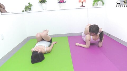 Lesbian Anal Hot Kissing 2 Yoga Sy Porn