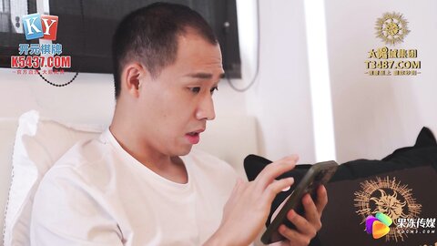 91KCM-050人气抖音女学生的极品嫩逼