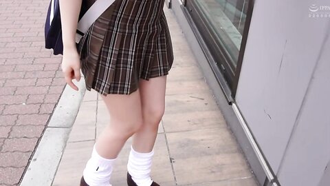 345SIMM-797 Karen (18)-Half J who seduces with a melting scales and female voice ♪ [1st]Creampie in the...